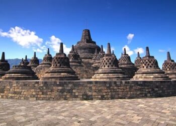 Jokowi Batalkan Kenaikan Tarif Candi Borobudur Rp750 Ribu