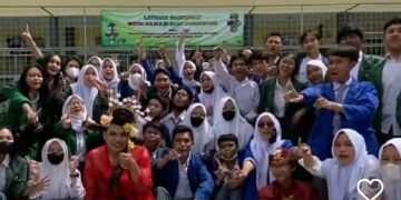 Disdukcapil Jemput Bola Pada Siswa-Siswi