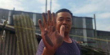 Warga di Bandung Barat Dihujani Abu Batu Bara dari Pabrik Peleburan Logam, Pagi-pagi Terasa Bau