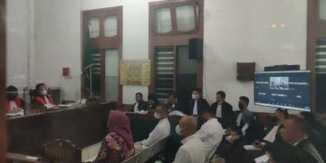 Hadir di Persidangan Ade Yasin, Sejumlah Kepala Desa Beri Dukungan untuk Bupati Bogor Nonaktif