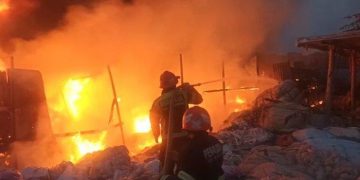 Gudang Plastik di Cigondewah Bandung Hangus Terbakar, Api Besar Muncul dari Timbunan Barang Ini