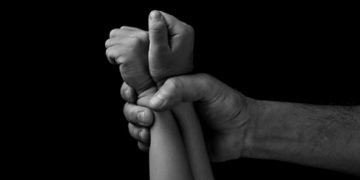 Numpang WiFi Gratis, Bocah Sukabumi Dicabuli Kakek Durjana