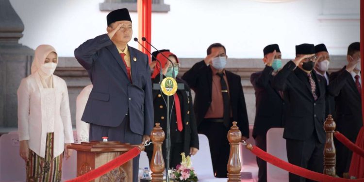 HARI PAHLAWAN 2022 Uu Ruzhanul Dorong Masyarakat Semangat Berantas Kebodohan dan Perangi Kemiskinan