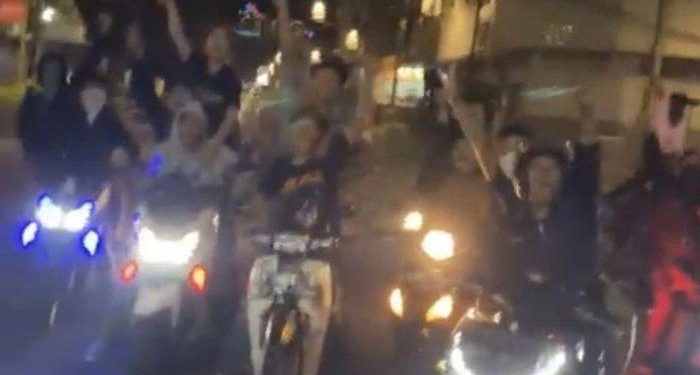 Viral Sekelompok Pemotor di Cianjur Acungkan Senjata Tajam, Kapolsek Ini Sebut Waktu Kejadiannya