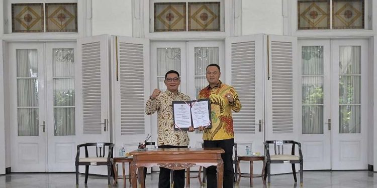 Jawa Barat Hibahkan Sistem Merit Kepegawaian kepada Pemkab Sijunjung