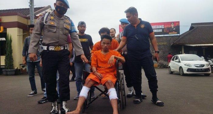 Dua Anggota Geng Motor Penganiaya Mahasiswa di Cimahi Ditembak Polisi, Satu Pelaku Masih Buron