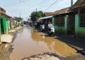 Jalan Pangauban di KBB Rusak Parah Hingga Banyak Kubangan Air Warga Minta Presiden Mengecek