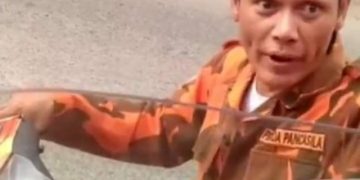 Lelaki Berseragam Pemuda Pancasila Palak Sopir Truk di di Kawasan Lanud Atang Sendjaja