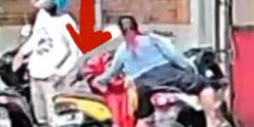 Aksi Nekat Pasangan Bermotor Curi Ponsel di Apotek Tasikmalaya