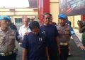 Ini Tampang Pria yang Tantang Polisi hingga Todongkan Pedang Ngaku Mabuk Ciu Sadar Sudah di Sel