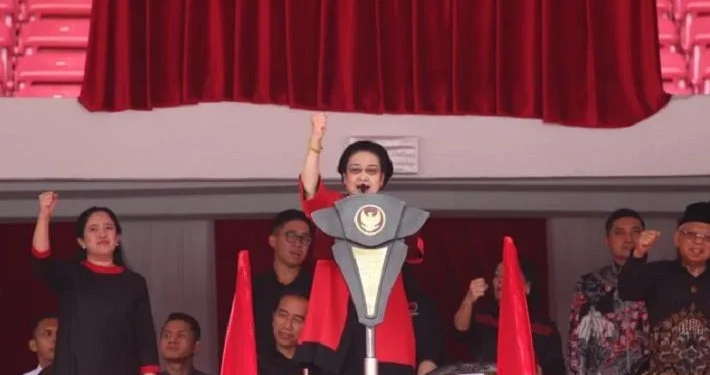Megawati Perintahkan Kadernya Untuk Rebut Hati Rakyat Sebut Tuhan Bersemayam di Gubuk-nya Si Miskin