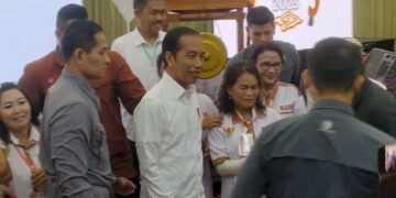Di Cirebon Jokowi Sebut Pertumbuhan Ekonomi Indonesia 3 Terbaik di Dunia