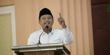 Wakil Gubernur Uu Ruzhanul Ulum mengatakan Literasi Ekonomi Syariah di Jabar Harus Lebih Cepat