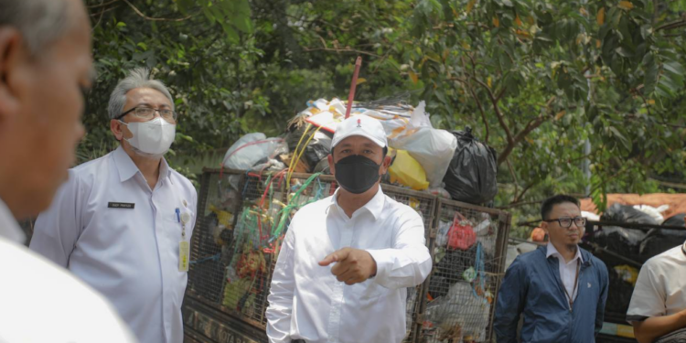 Guna Olah Sampah Pemkot Bandung Datangkan 6 Mesin Gibrik