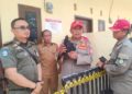 Satpol PP Indramayu datangi rumah kos yang disulap jadi tempat prostitusi yang disegel emak-emak