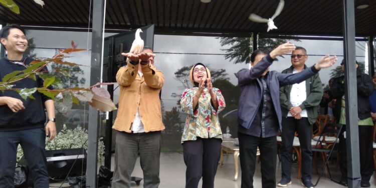 Bobocabin Hadirkan, Tife Cabin Friemer Cabin’ Hadir Di Bandung.