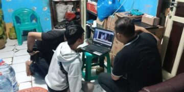 Terekam Kamera CCTV Aksi Perempuan Gondol Uang Rp 60 Juta di Soreang