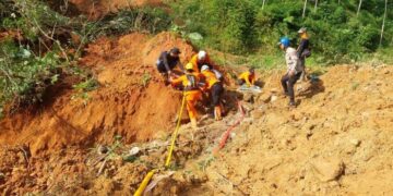 Jabar Quick Response Bantu Pencarian Korban Longsor Banjarwangi Garut 1 Korban Belum Ditemukan