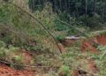Ruas Jalan Penghubung Bandung Barat-Cianjur Jawa Barat Rusak Diterjang Longsor Setelah Hujan Deras