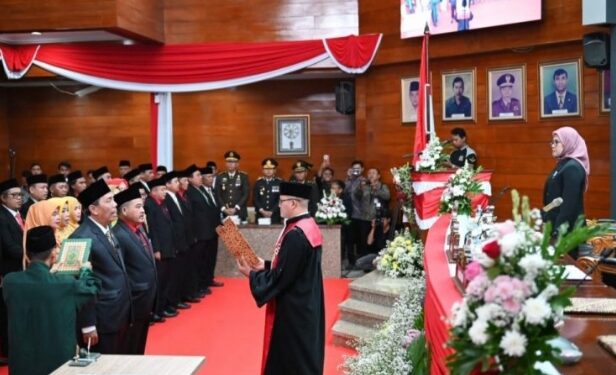 Sebanyak 50 Anggota DPRD Indramayu Mengucapkan Sumpah Janji Masa Jabatan 2024 – 2029