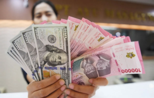 Kurs rupiah merosot akibat data penjualan barang tahan lama AS yang baik