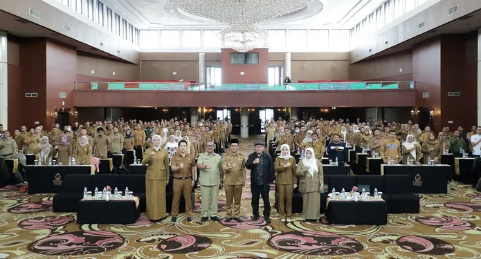 Bupati Bandung Ingatkan Operator Desa Jangan Lambat Serahkan Laporan Keuangan, Menghambat Pencairan Berikutnya