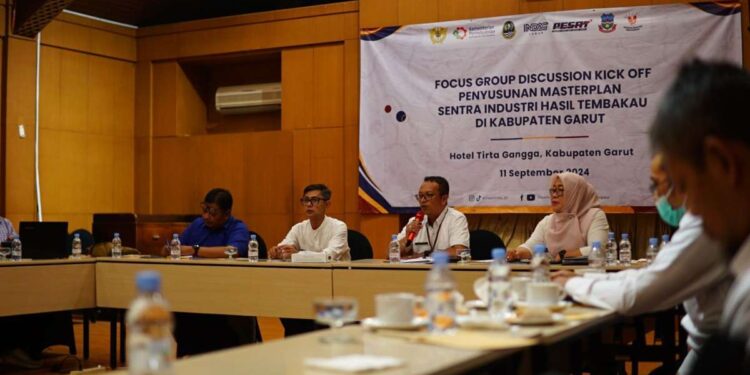 Disperindag Jabar Gelar FGD Kick Off Penyusunan Masterplan Sentra Industri Hasil Tembakau di Garut