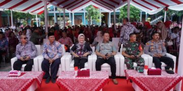 Bupati Indramayu Nina Agustina Anggarkan 13 Miliar Untuk Guru Madrasah