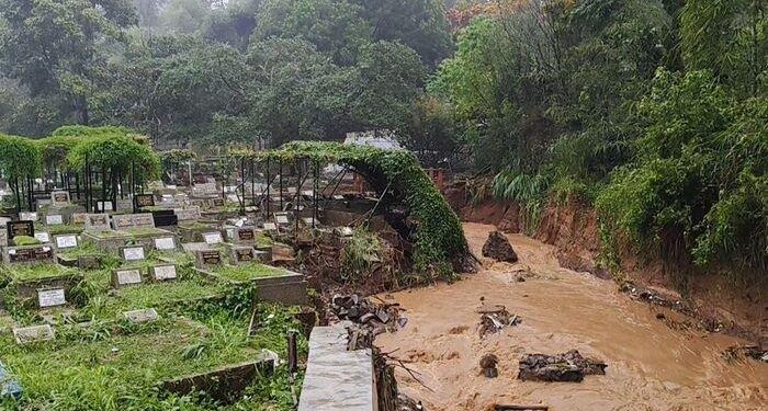 Cegah Longsor Lagi di TPU Cikutra Tepi Sungai Cidurian Akan Dipasang Bronjong Kolam Retensi Nyusul