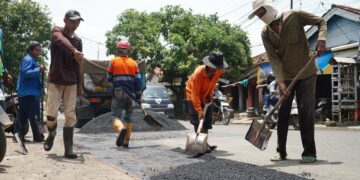 Dimulai, Rehabilitasi Jalan Berlubang di Kabupaten Indramayu