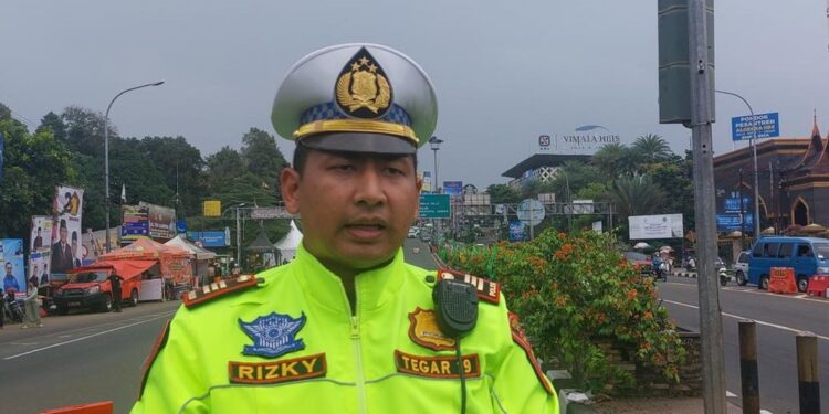 Polres Bogor Copot Oknum Patwal Yang Pepet Pemotor di Puncak