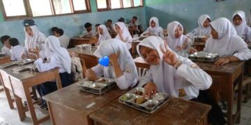Dapur Makan Bergizi Gratis Pertama di Kecamatan Caringin di Resmikan, Layani Ribuan Siswa