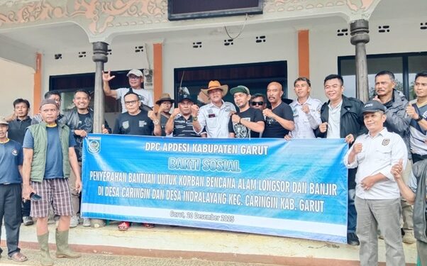 DPC Apdesi Kabupaten Garut Salurkan Bantuan Kepada Korban Bencana di Desa Caringin