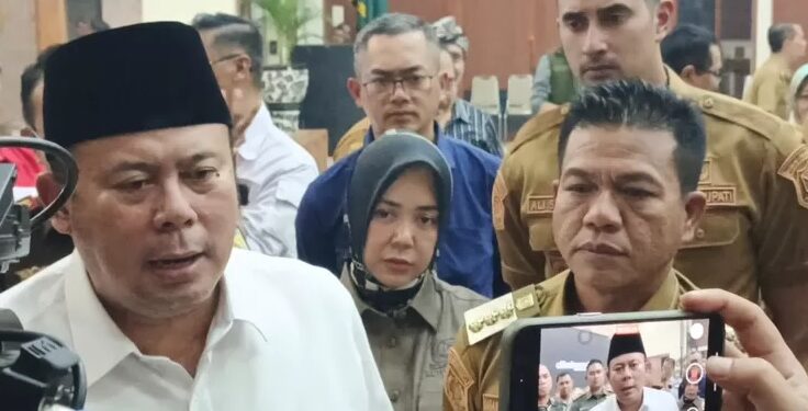 Wakil Ketua DPR Janji Bangun Kembali Rumah Warga Yang Terdampak Longsor Arjasari Bandung