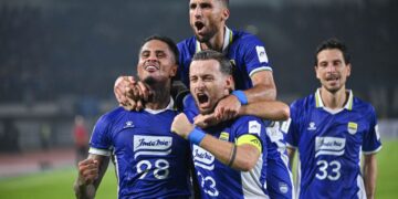 Kalahkan Bangkok United, Persib Bandung Lolos ke 16 Besar