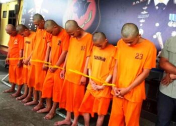 Polres Kota Tasikmalaya Ringkus 7 Mucikari Jaringan Prostitusi Online