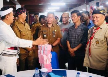 Ketua MABIDA Dedi Mulyadi Serahkan Bantuan Kemanusiaan Pramuka Jabar untuk Korban Bencana Sumatera