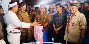 Ketua MABIDA Dedi Mulyadi Serahkan Bantuan Kemanusiaan Pramuka Jabar untuk Korban Bencana Sumatera