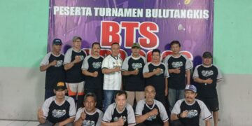 Pembukaan Turnamen Bulu Tangkis BTS Cup Tahun 2026 di Gor Desa Margahayu Selatan Bandung
