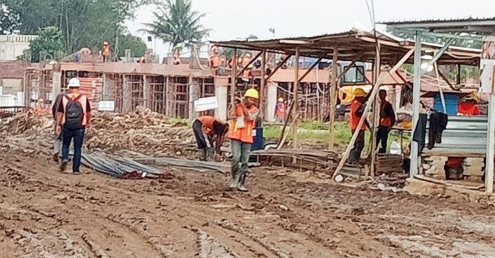 Diduga Abaikan Keselamatan Kerja, Penggunaan APD di Proyek Sekolah Rakyat Soreang Menjadi Sorotan