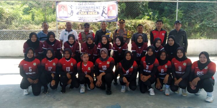 Camat Caringin Buka Turnamen Bola Voly Liga Desa Tingkat Kecamatan Caringin Garut