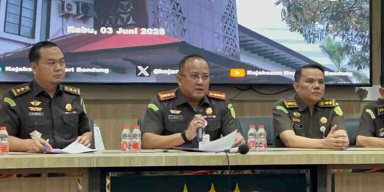 Kejari Kota Bandung Hentikan Penyidikan Terkait Kasus Dugaan Korupsi Erwin dan Rendiana demi Kepastian Hukum