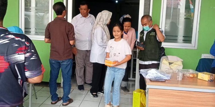 Pemerintah Kecamatan Cimaung Bersama Puskesmas Adakan Cek Kesehatan Gratis